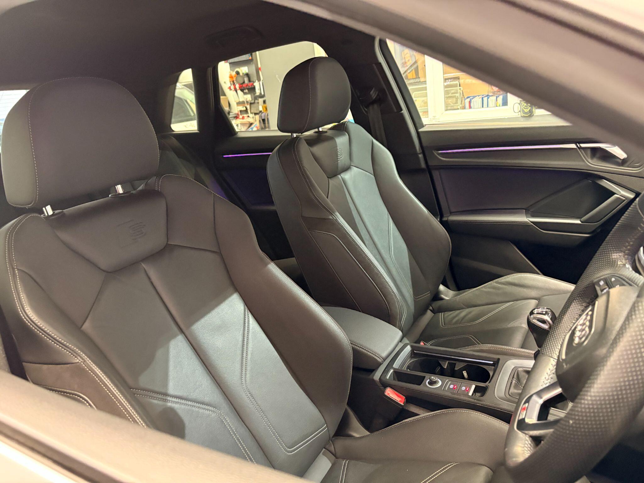Audi Q3 view 29