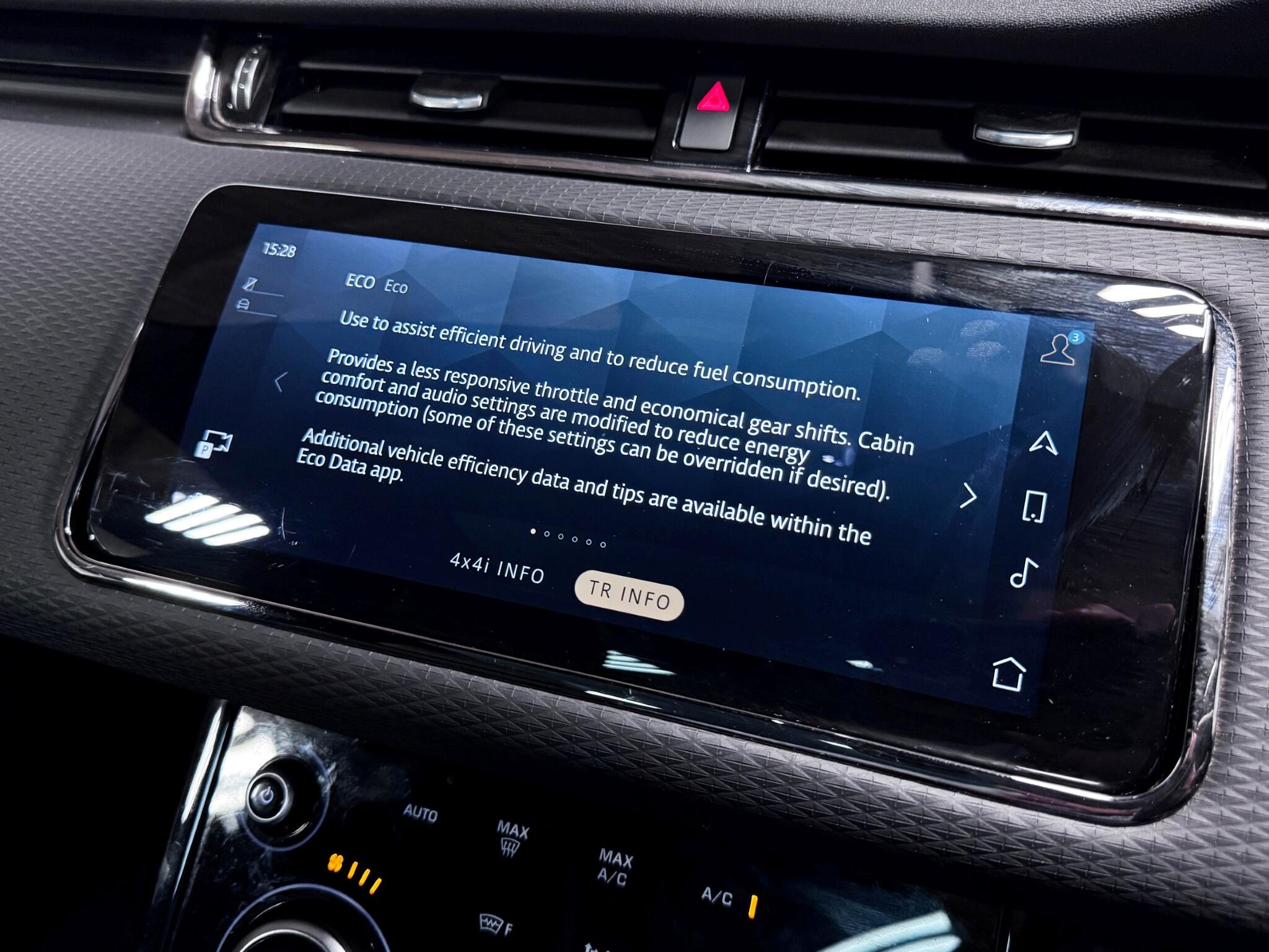 Land Rover Range Rover Evoque view 43