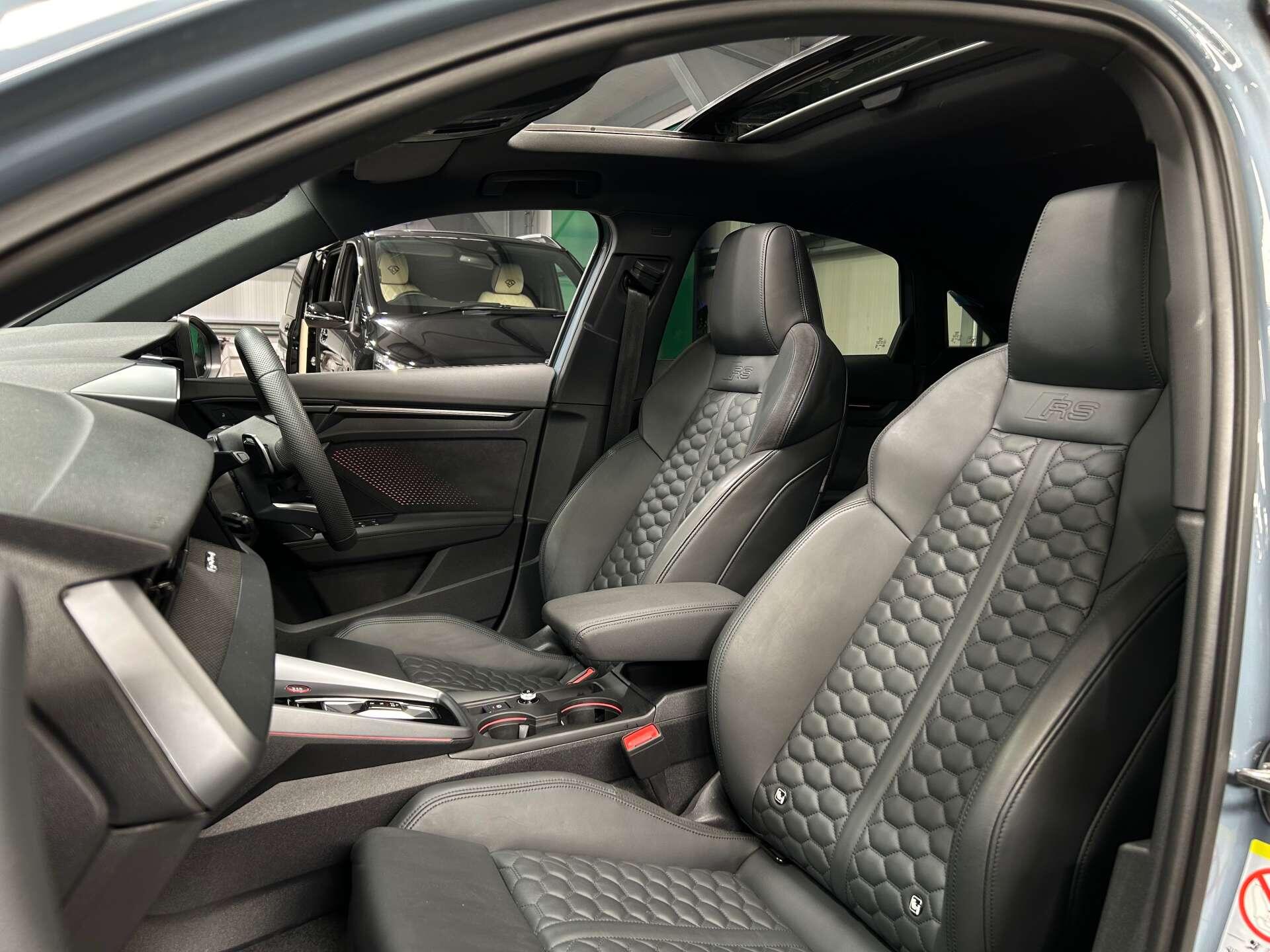 Audi RS3 view 22