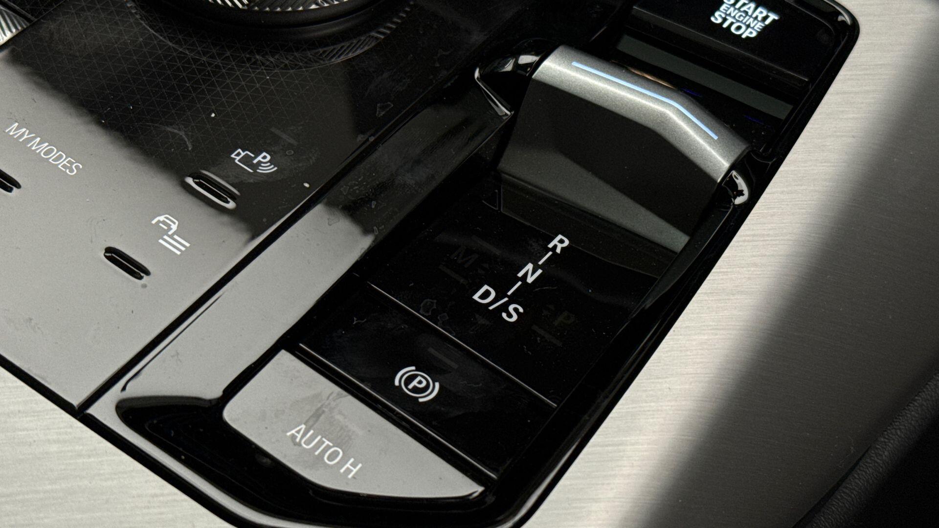 BMW X3 view 19