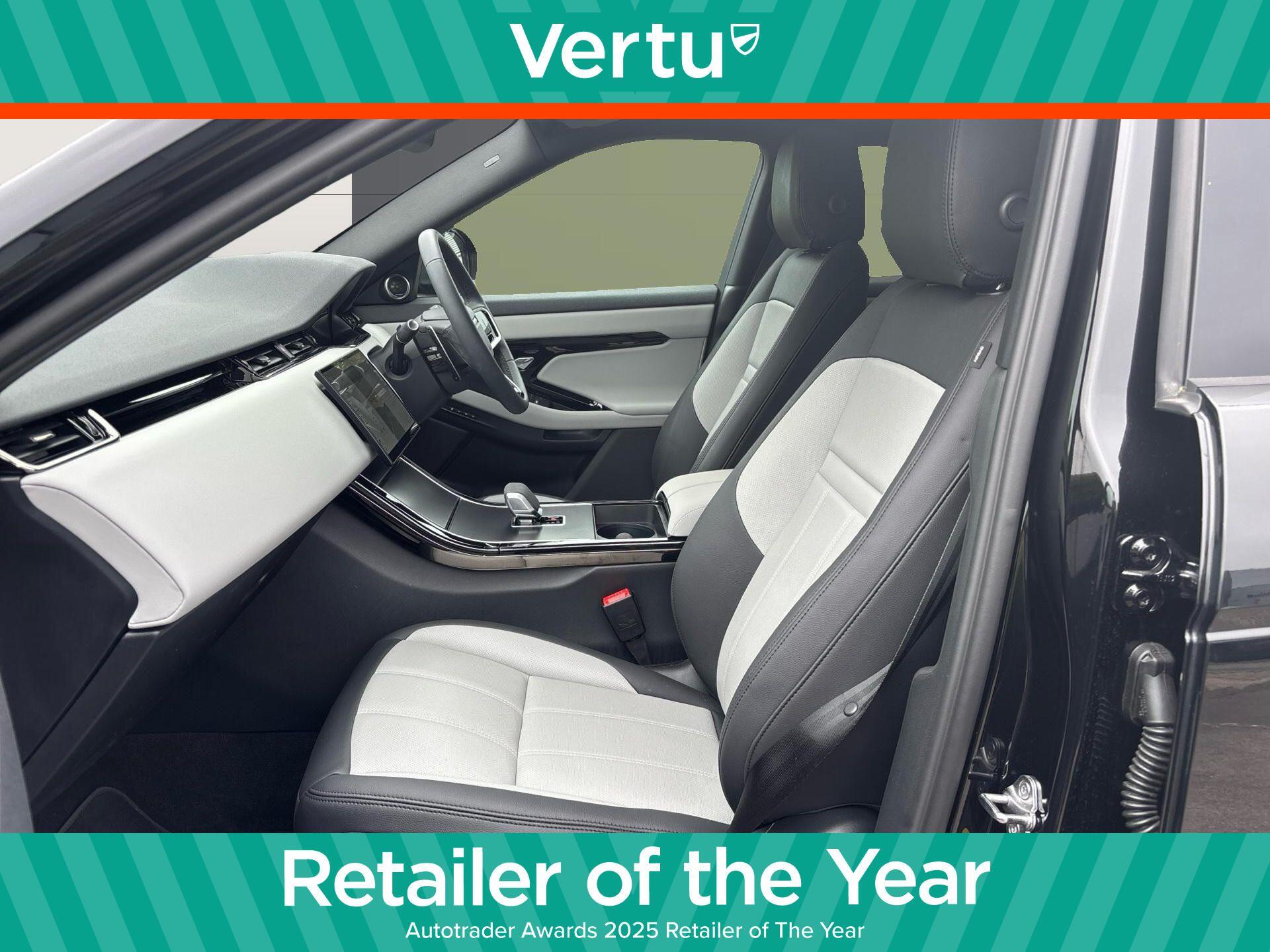 Land Rover Range Rover Evoque view 3