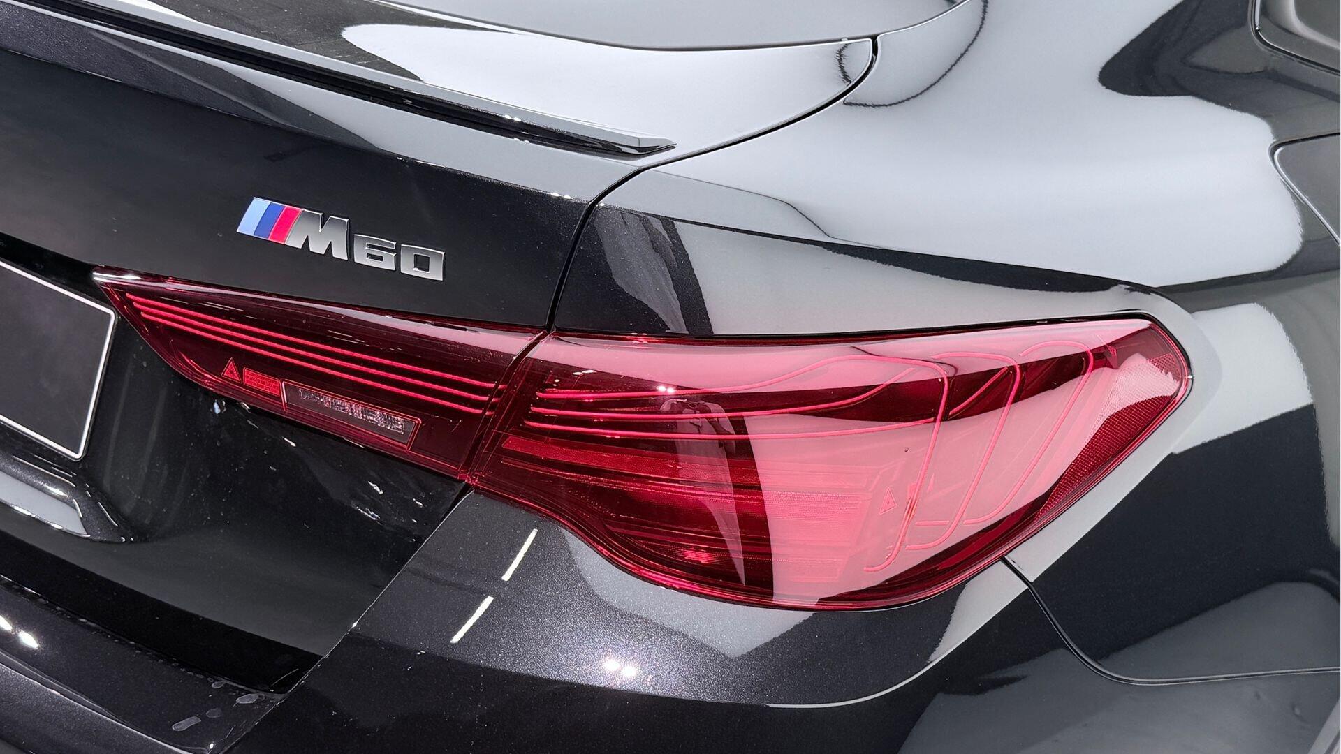 BMW i4 view 21
