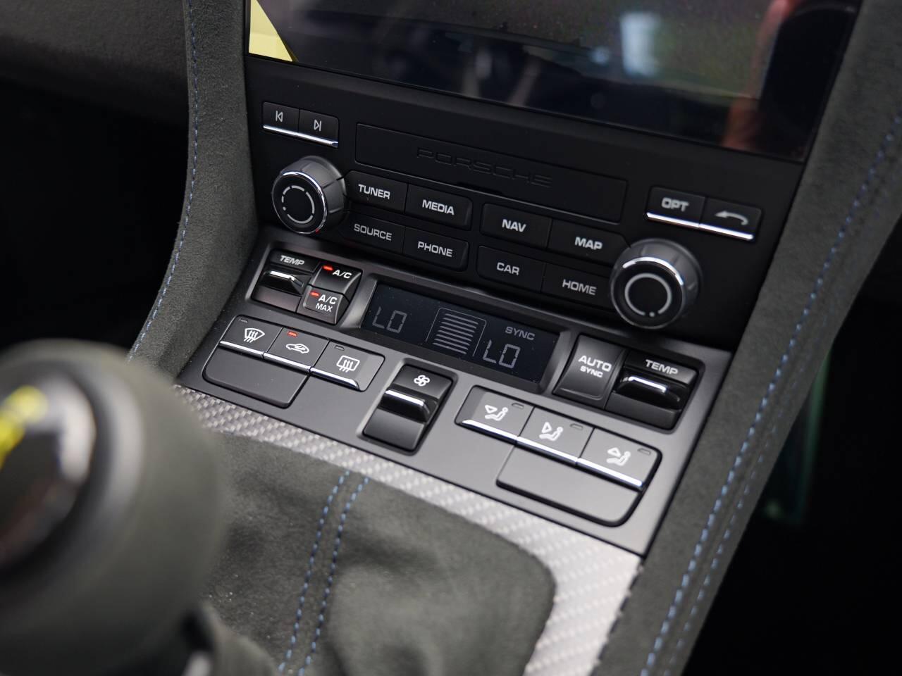 Porsche Cayman view 30