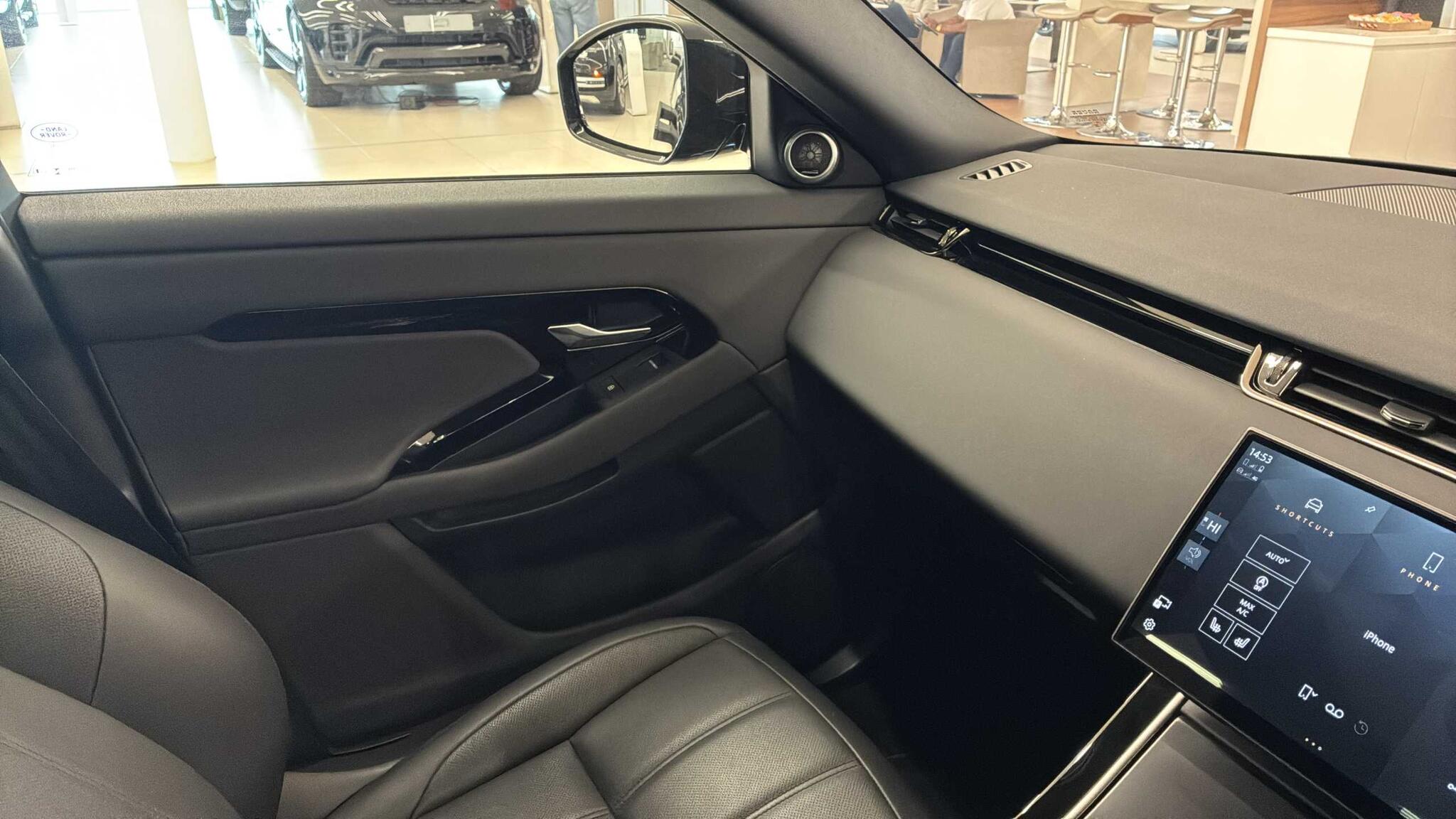 Land Rover Range Rover Evoque view 25