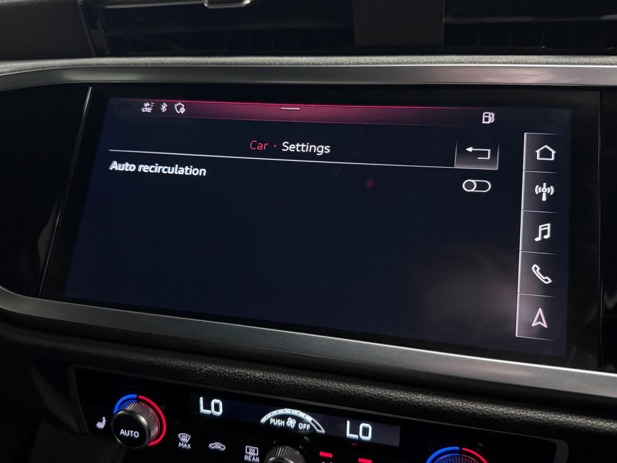 Audi Q3 view 49