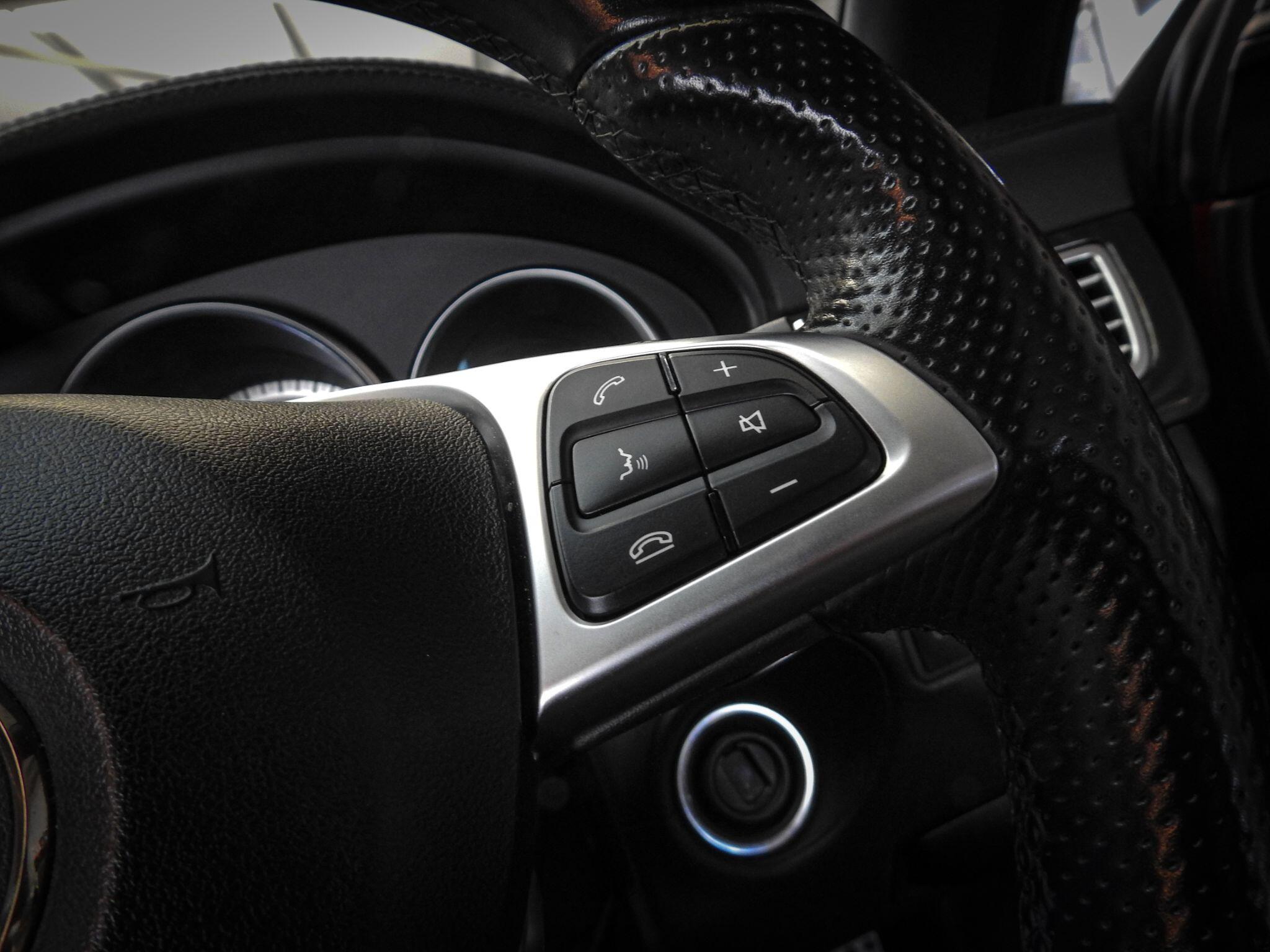 Mercedes-Benz CLS view 27