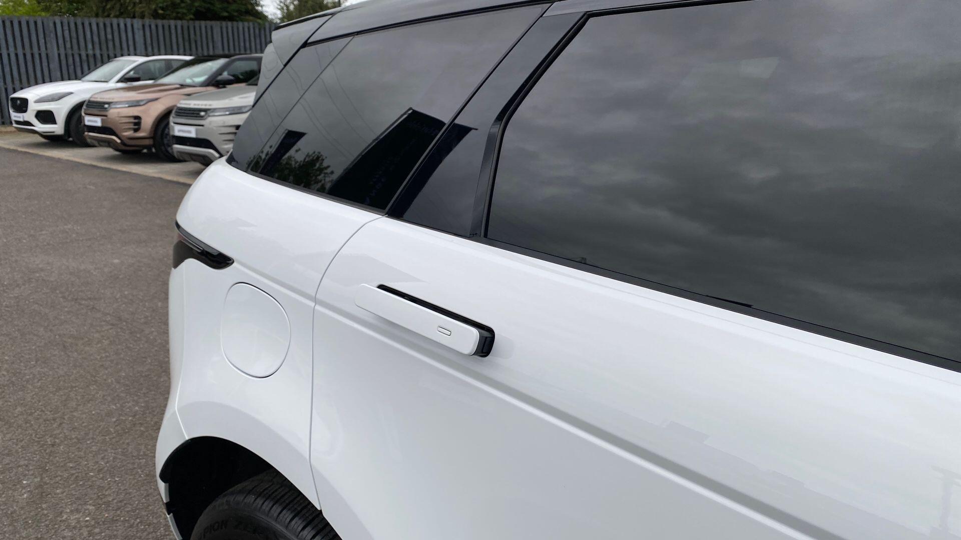 Land Rover Range Rover Evoque view 44