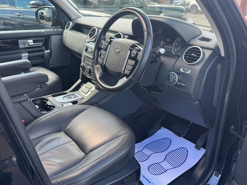 Land Rover Discovery view 29