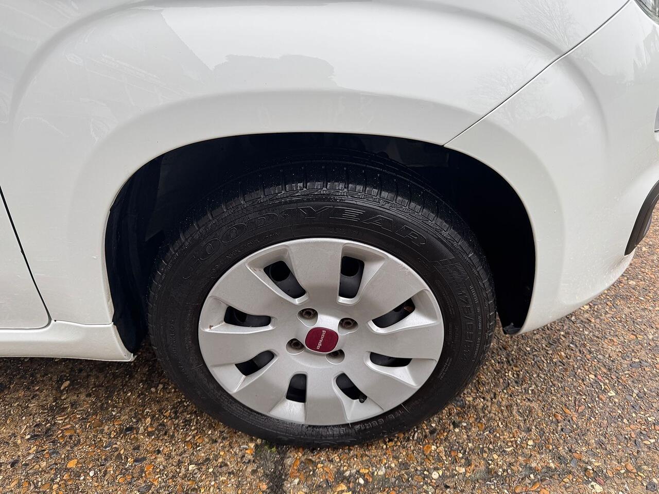 Fiat Panda view 34