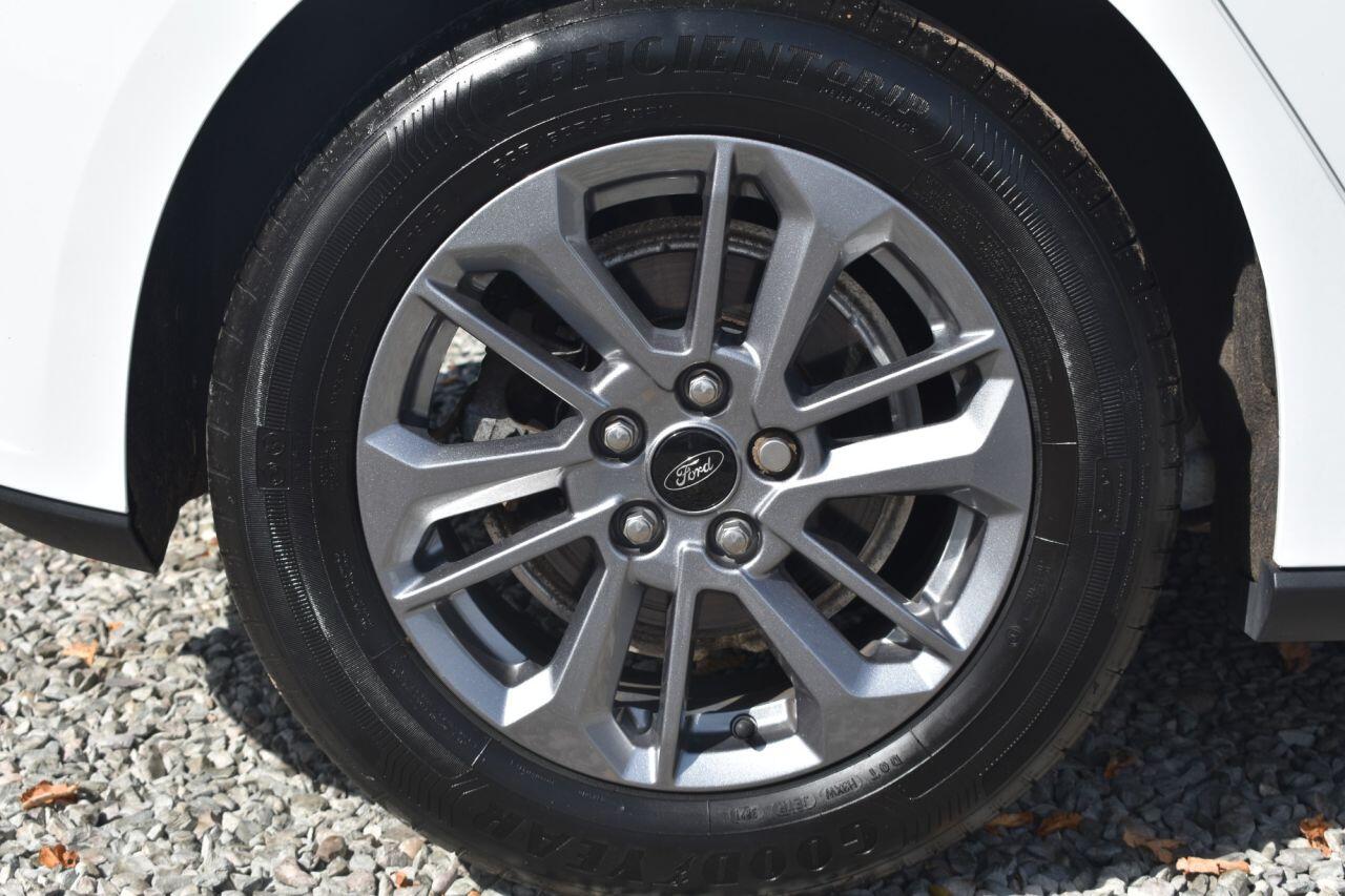 Ford Focus view 7