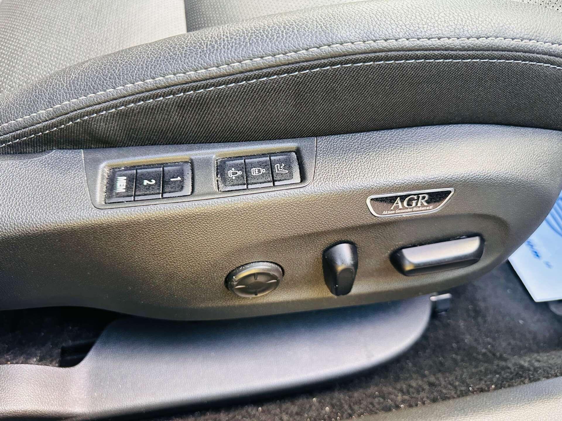 Vauxhall Astra view 16