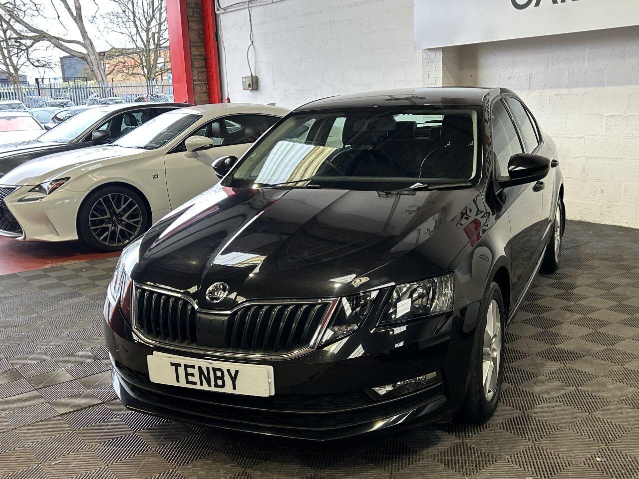 Skoda Octavia view 5