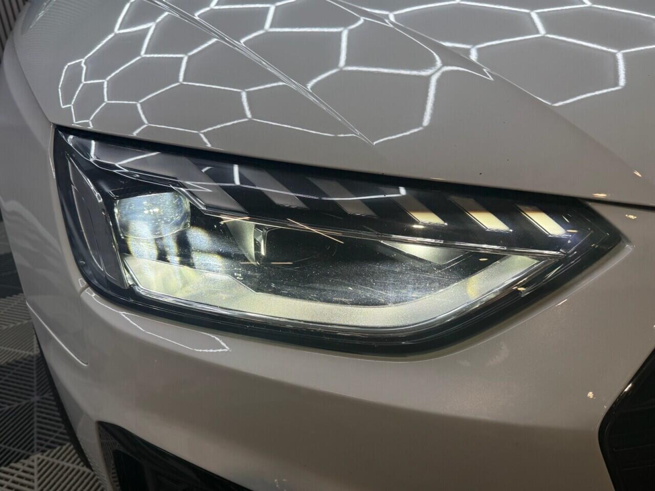 Audi A4 view 3