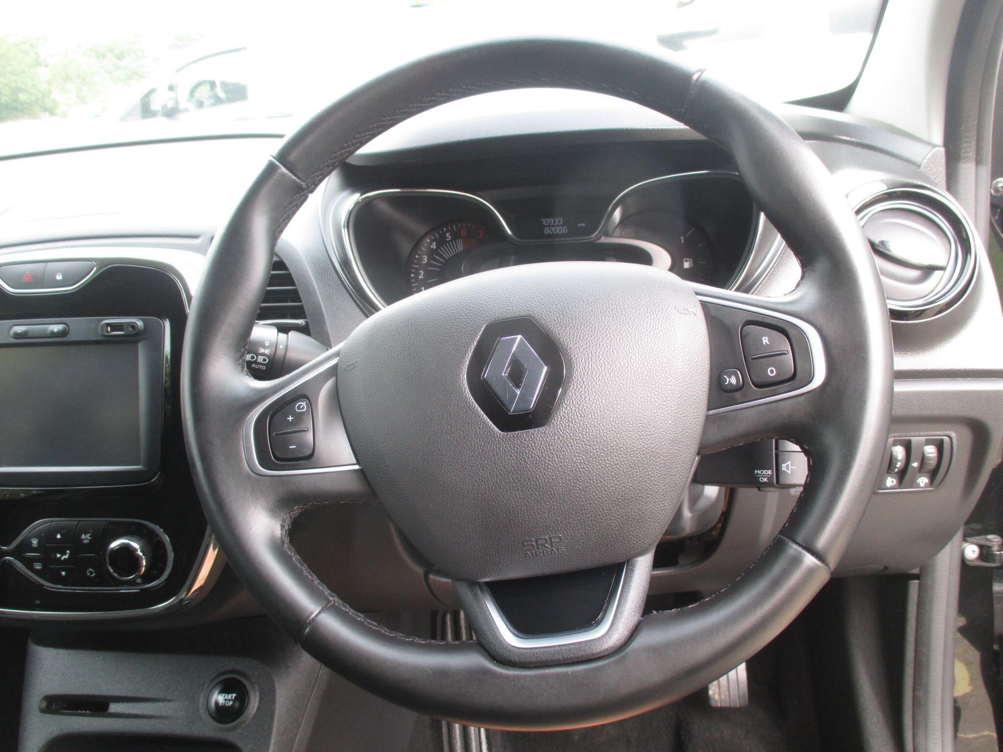 Renault Captur view 33