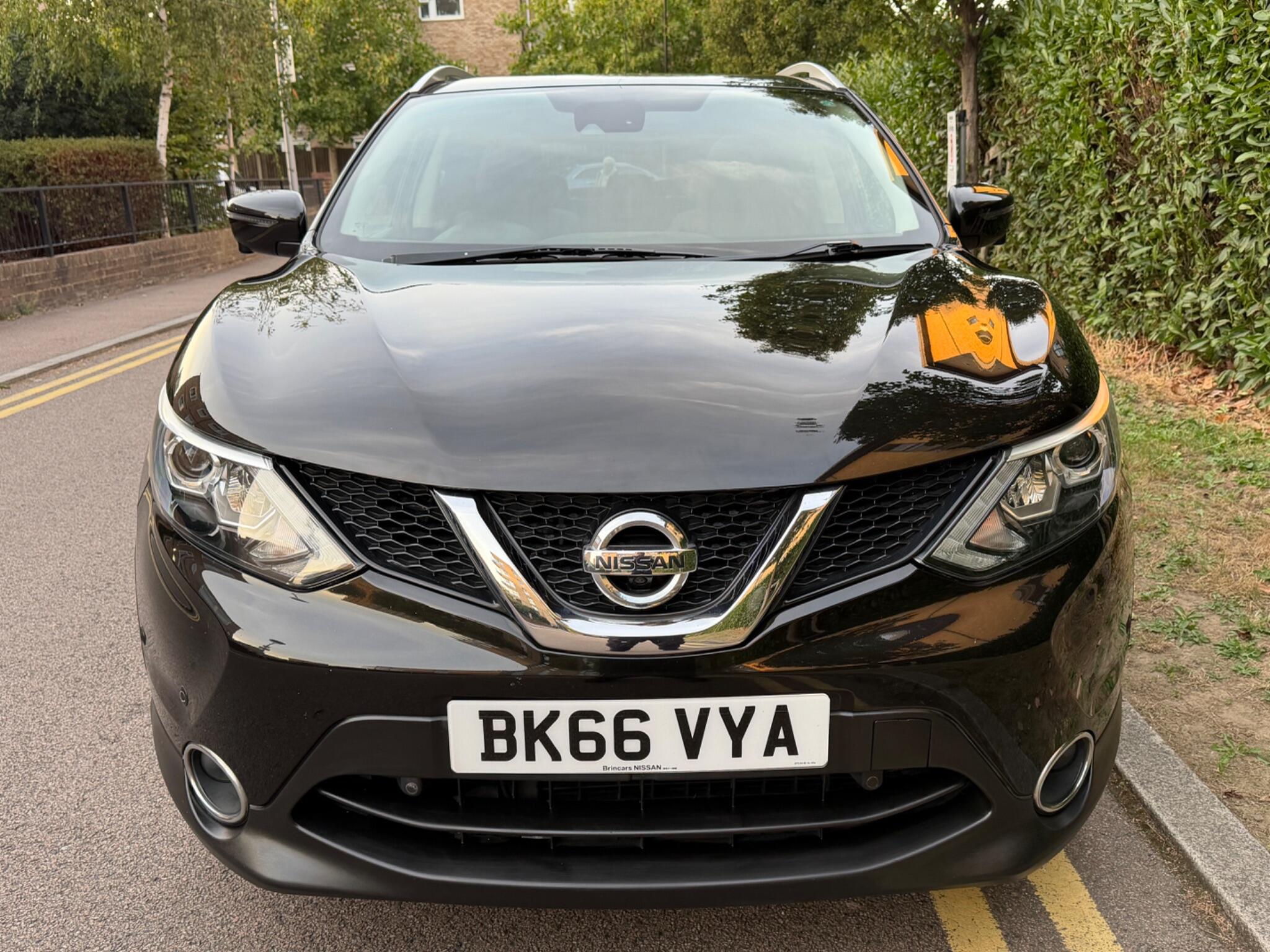 Nissan Qashqai view 2