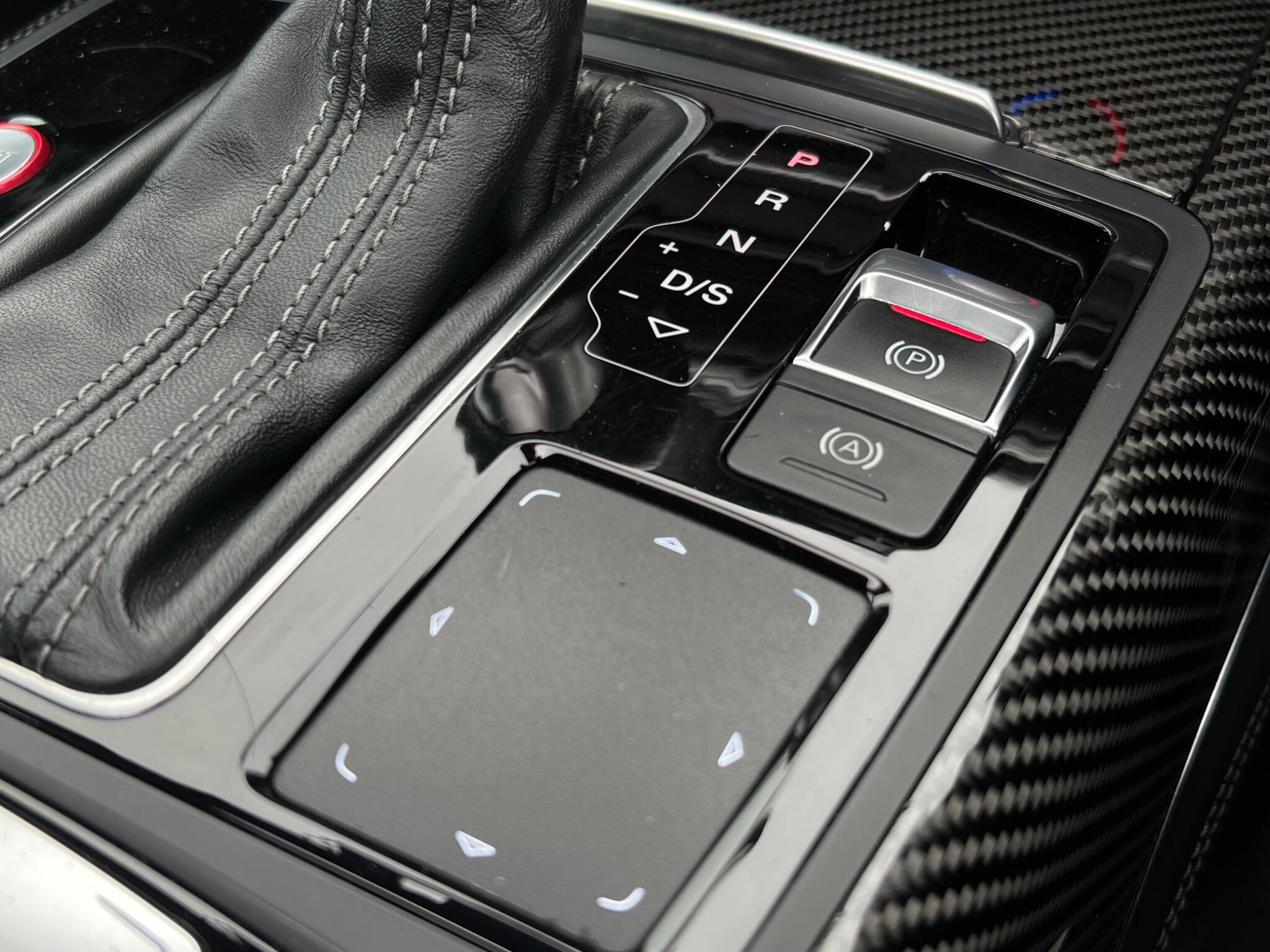 Audi RS6 view 64
