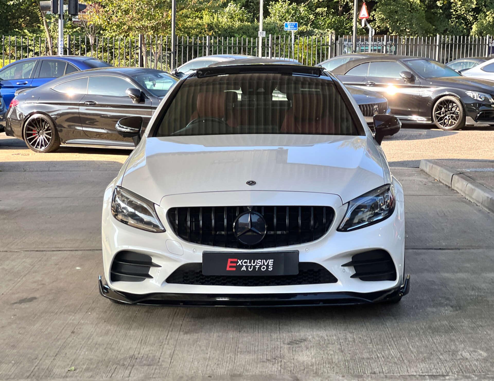 Mercedes-Benz C-Class view 27