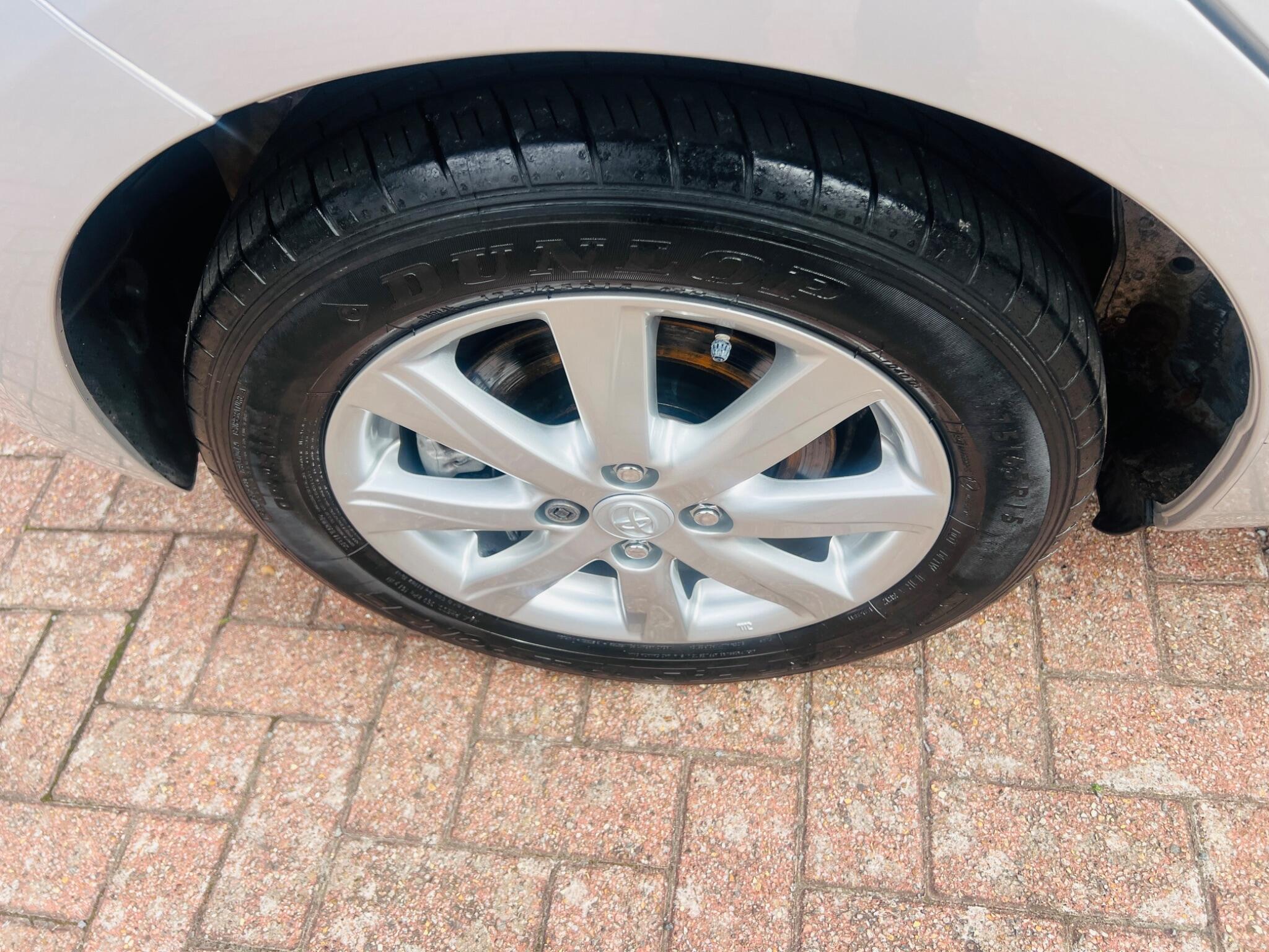 Toyota Yaris view 42