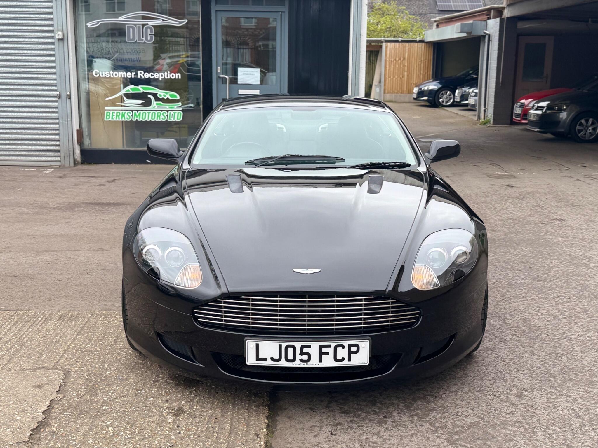 2005 Aston Martin DB9 5.9 Coupe 2dr Petrol Seq (394 g/km, 450 bhp) image 9