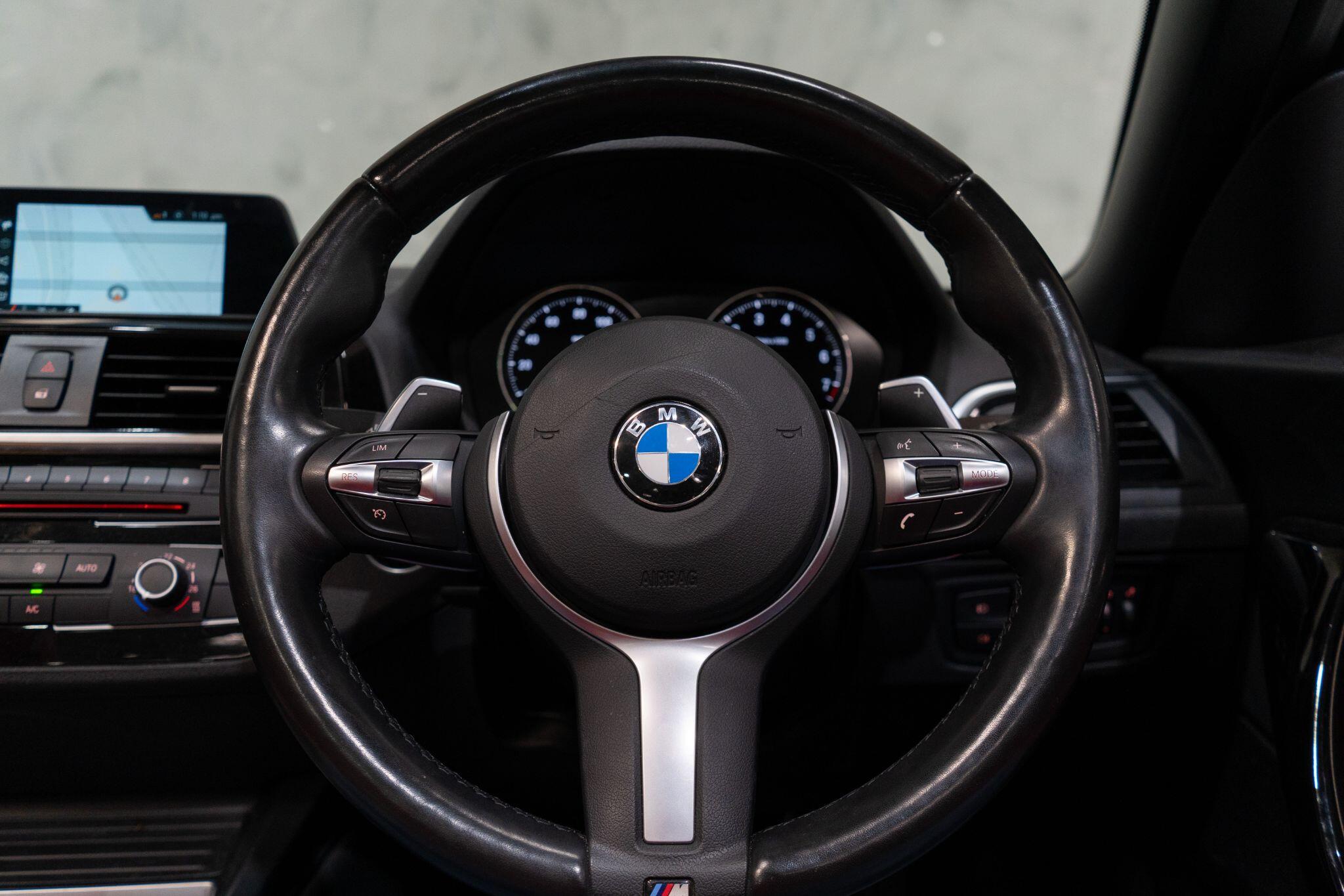 BMW 2 Series view 25