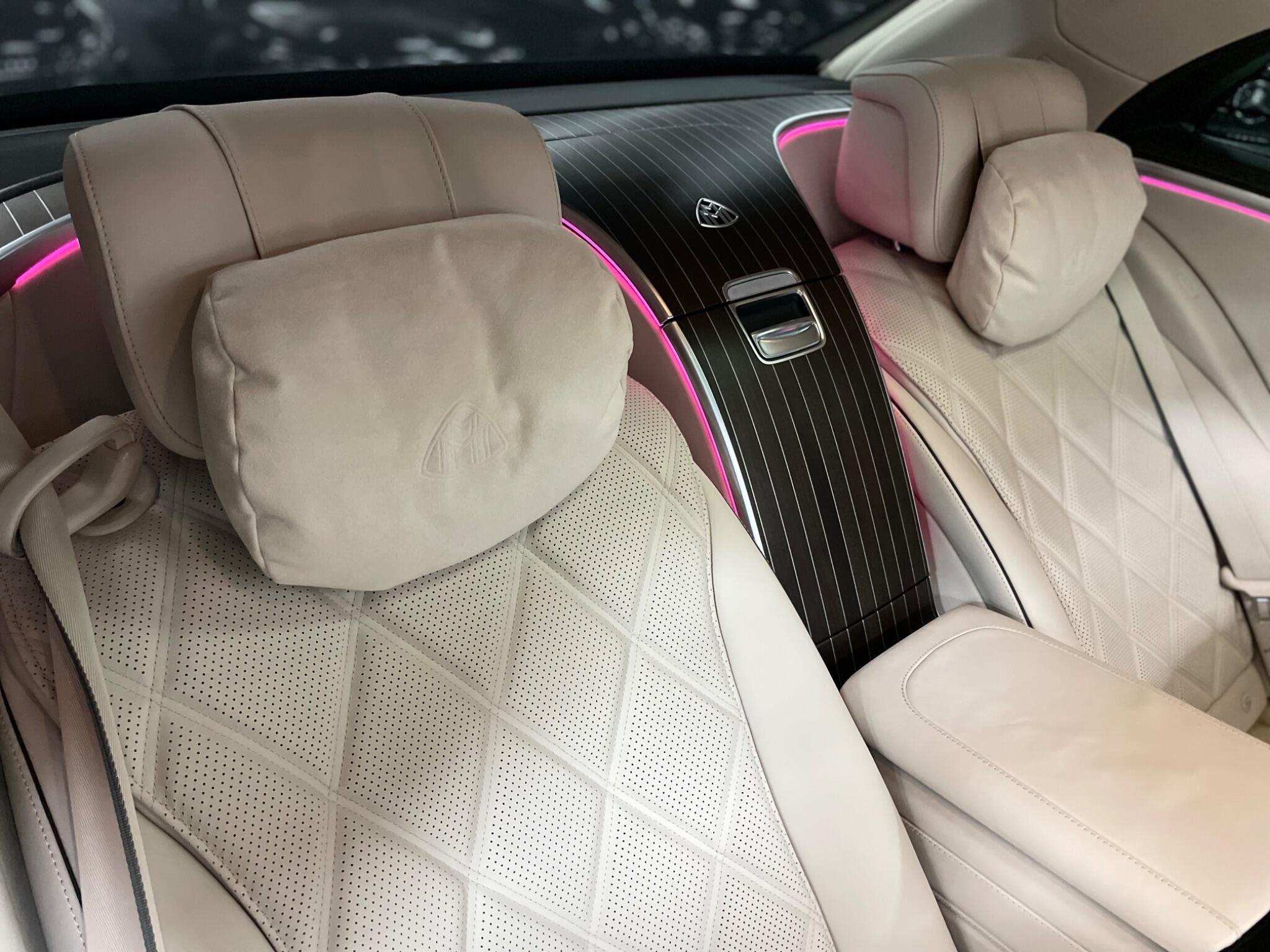 Mercedes-Benz S-Class view 19
