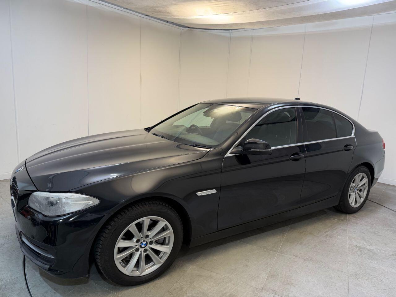BMW 5 Series view 6