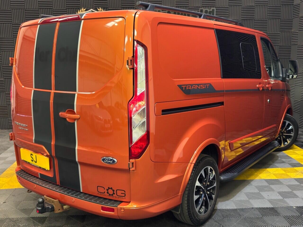 Ford Transit Custom view 30