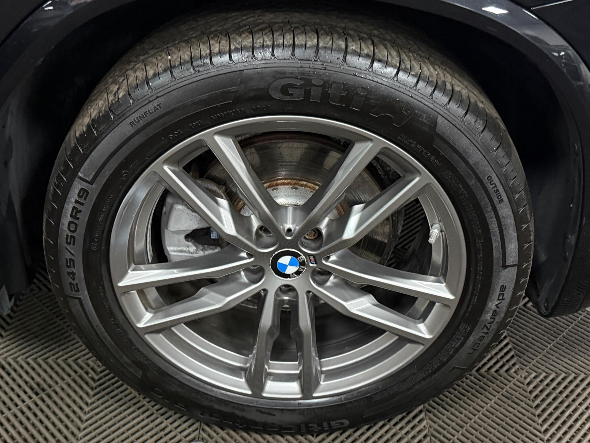 BMW X3 view 39