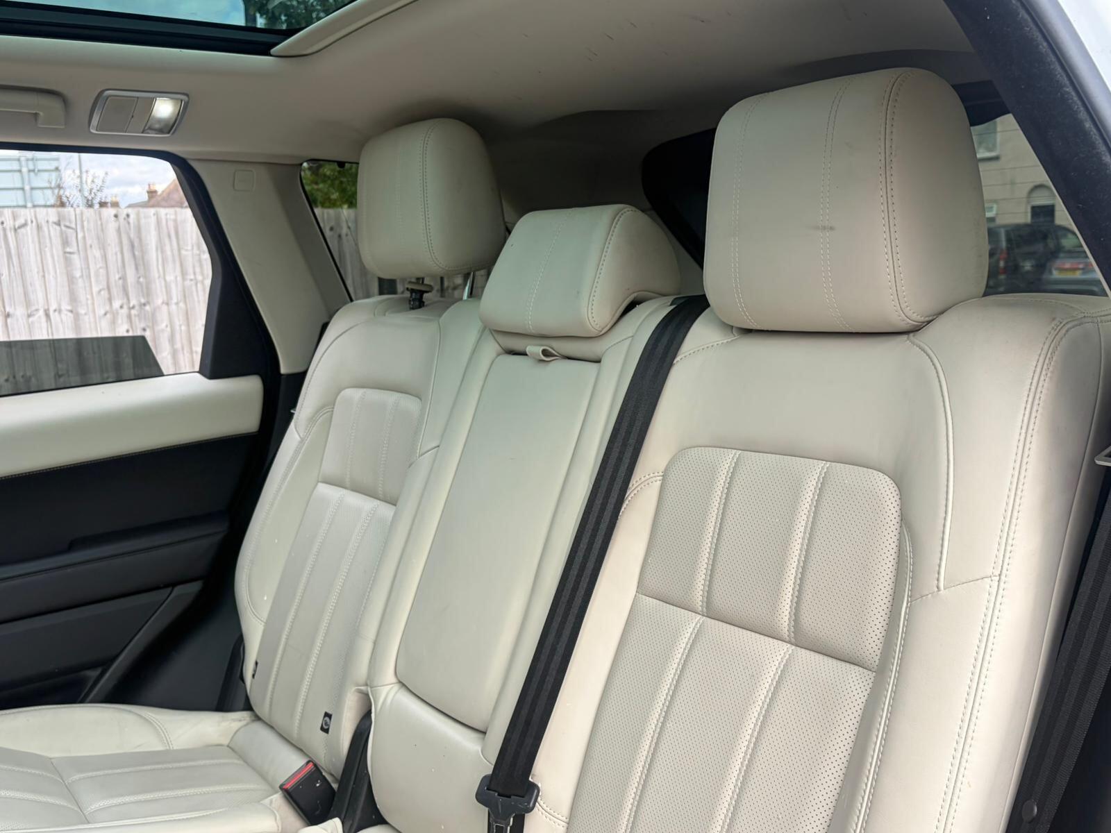Land Rover Range Rover Sport view 16