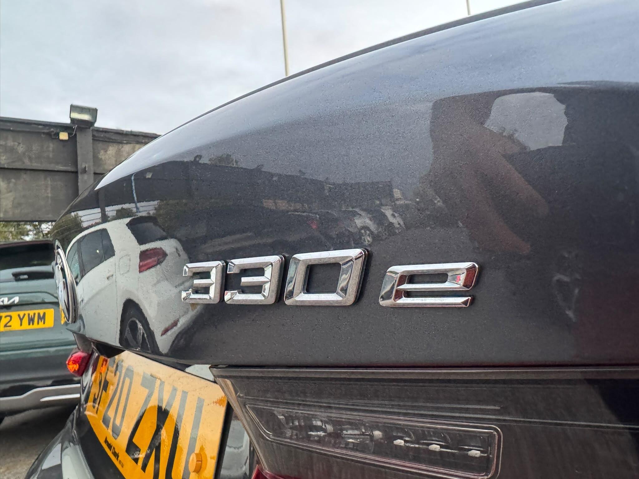 BMW 3 Series view 84