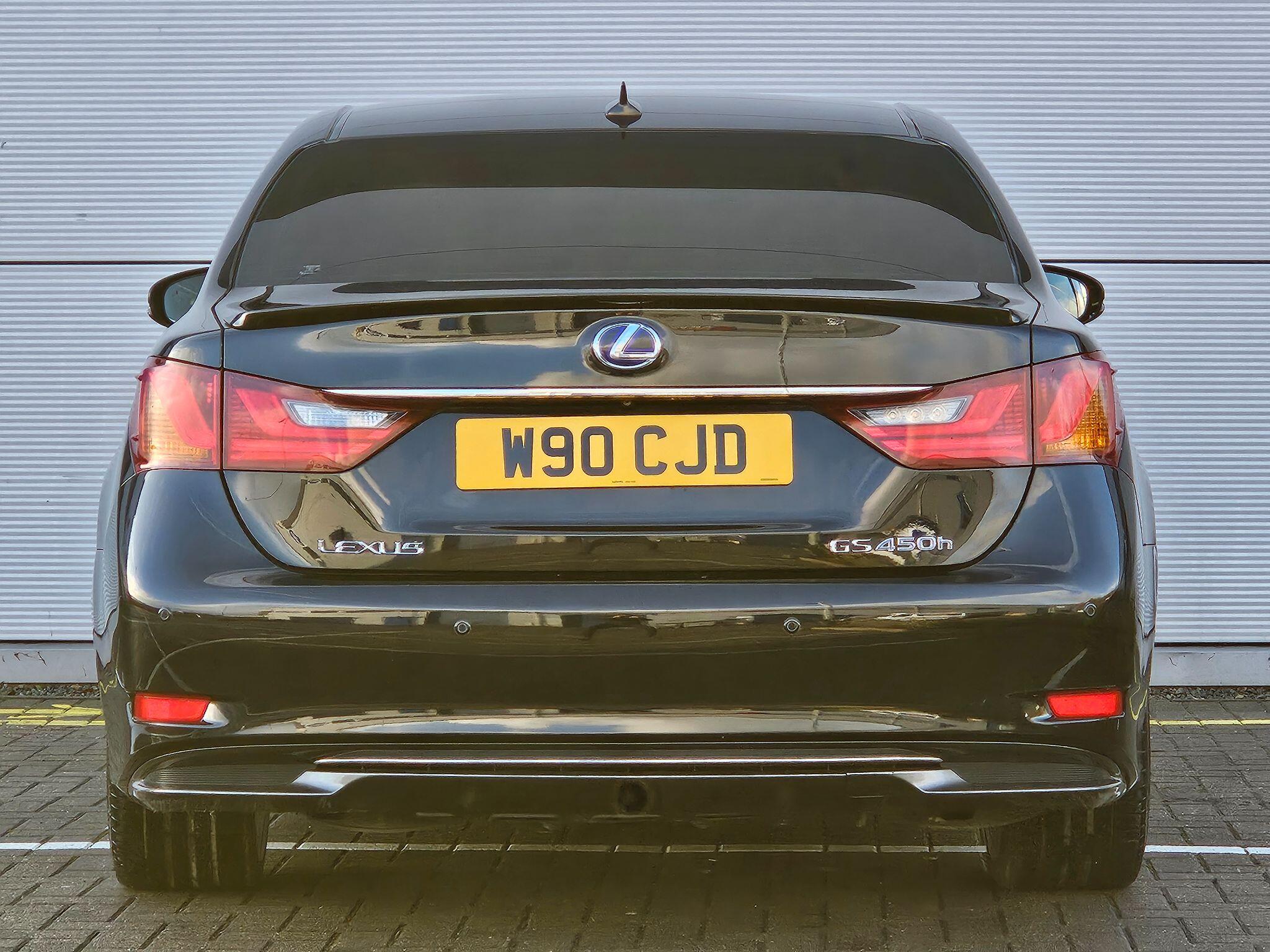 Lexus GS view 6