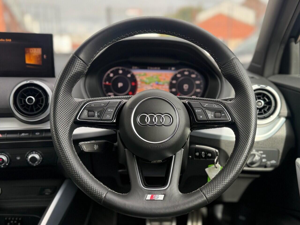 Audi Q2 view 16