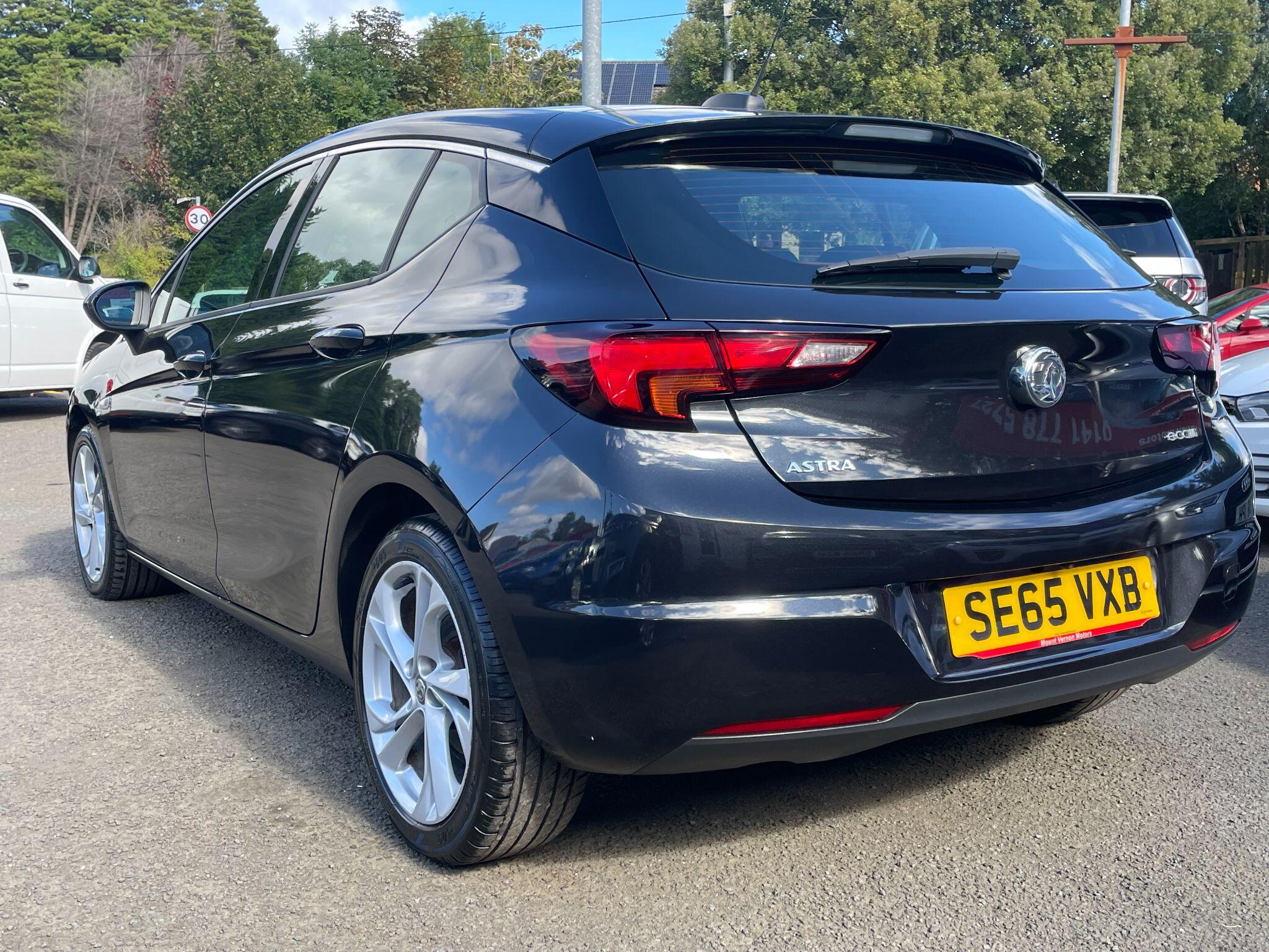Vauxhall Astra view 11