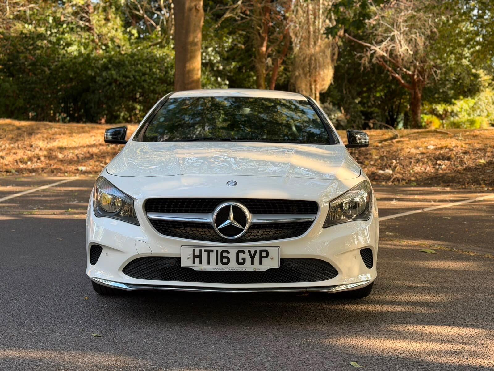 Mercedes-Benz CLA view 8