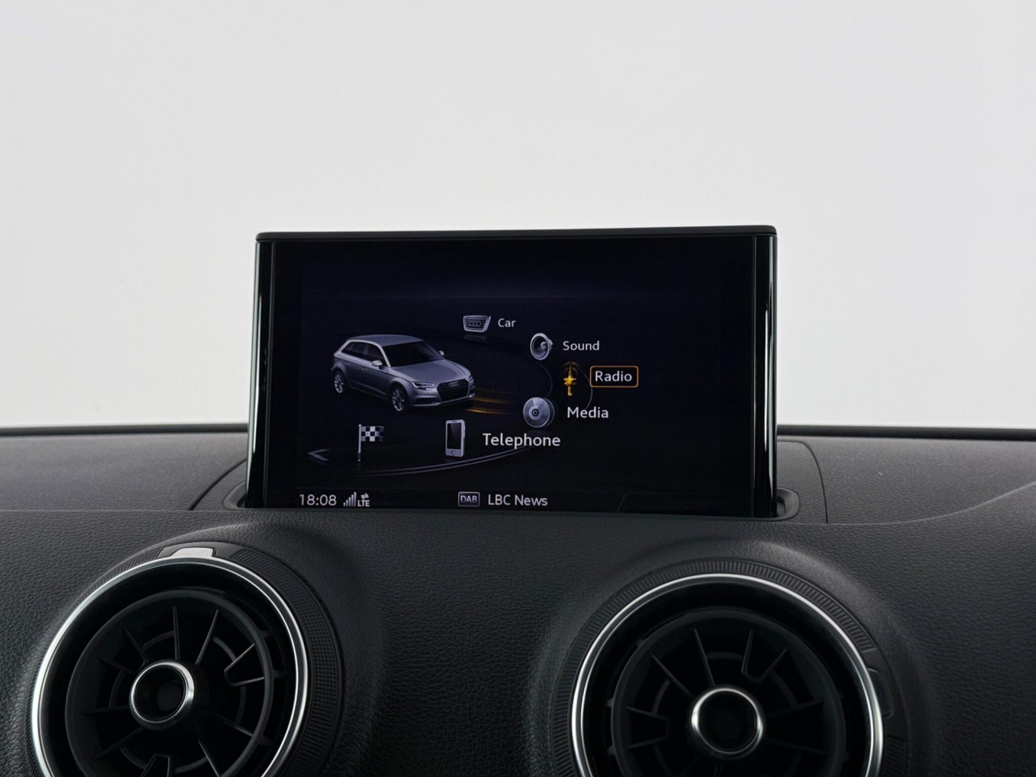 Audi A3 view 24