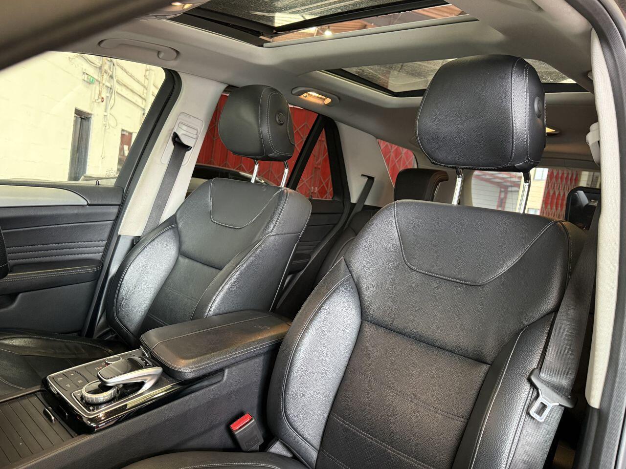 Mercedes-Benz Gle view 54