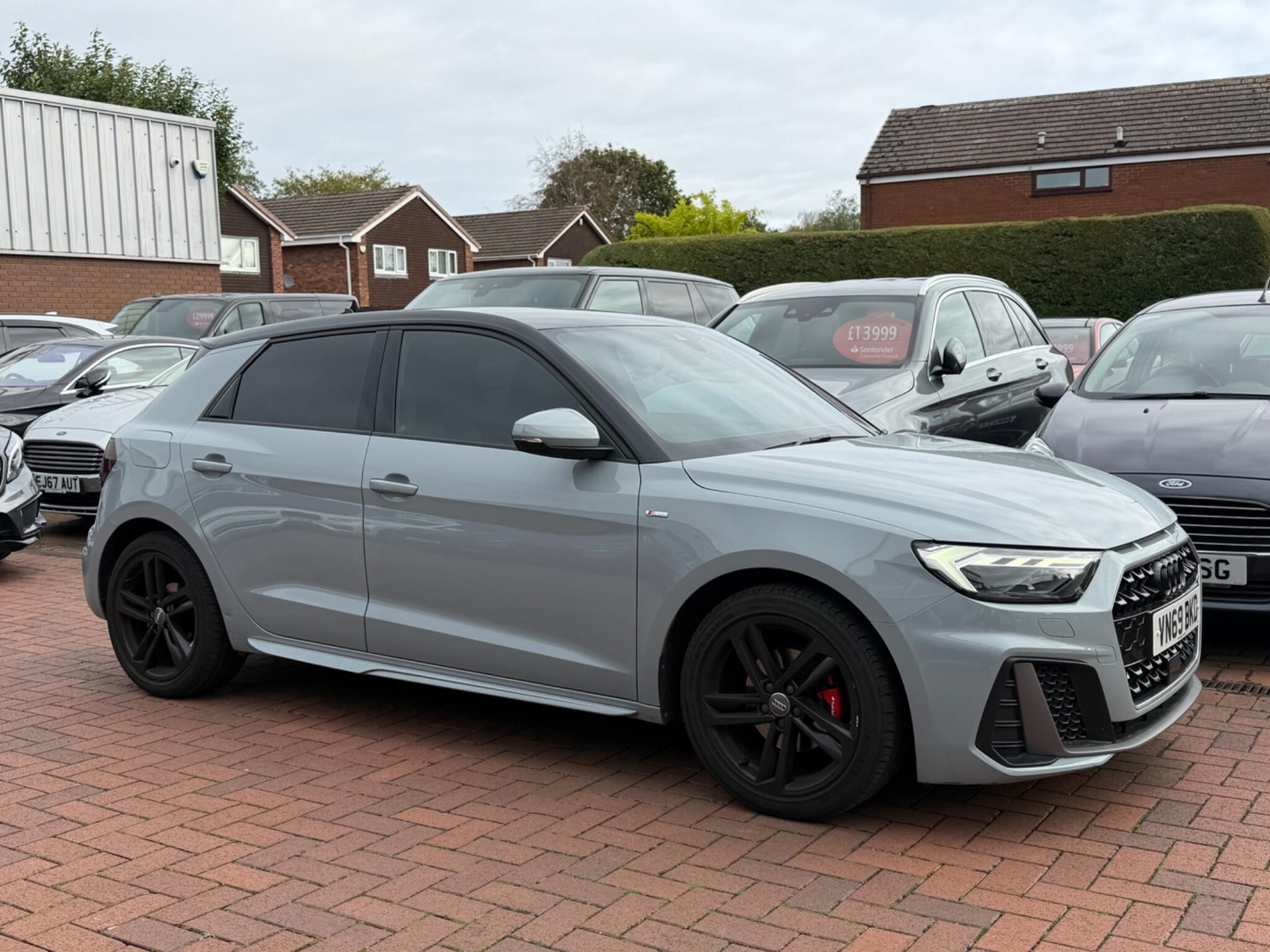 Audi A1 view 28