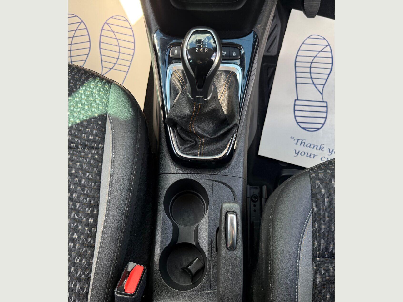 Vauxhall Crossland X view 46