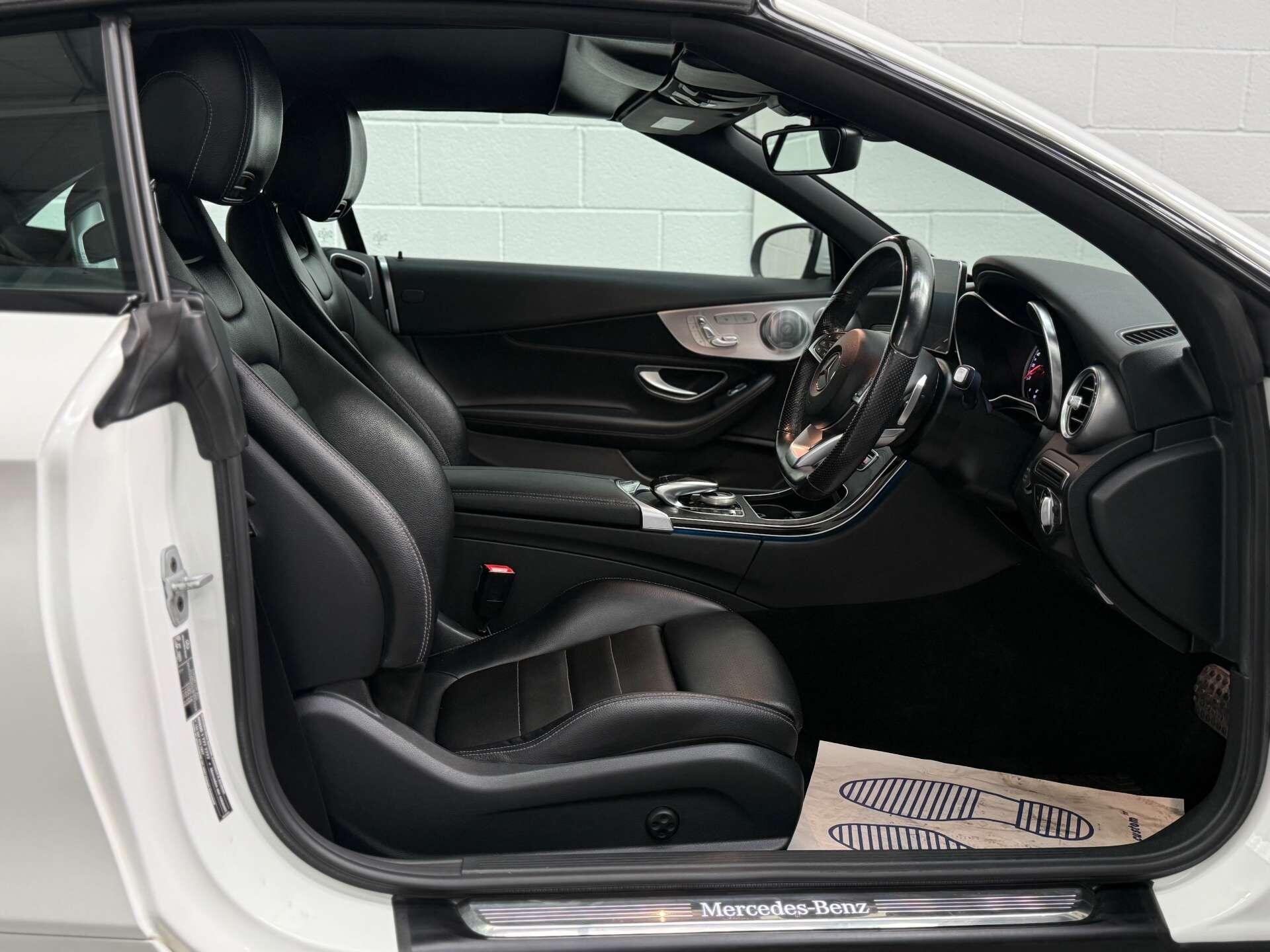 Mercedes-Benz C-Class view 18