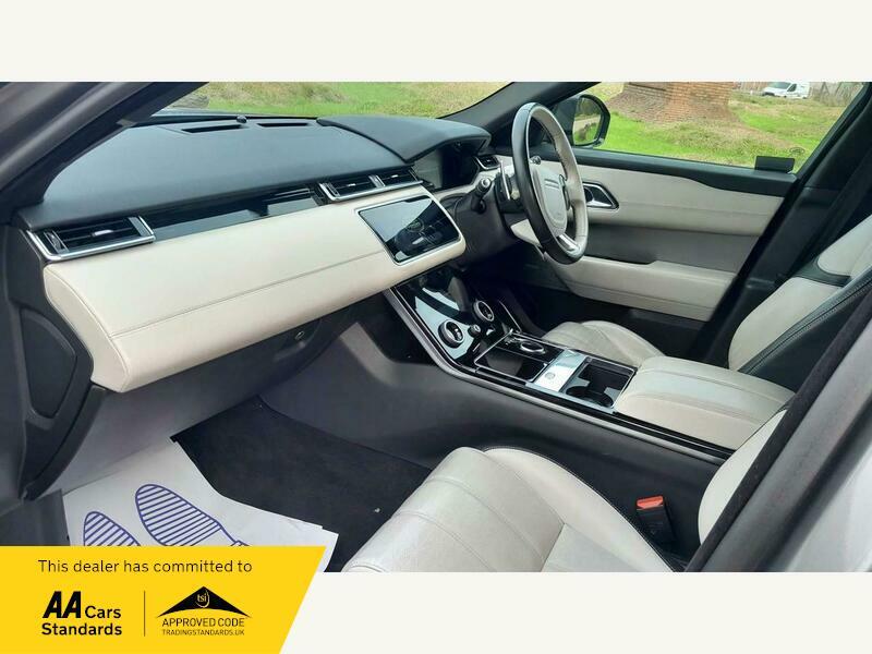 2019 Land Rover Range Rover Velar 2.0 D240 R-Dynamic HSE Auto 4WD Euro 6 (s/s) 5dr • 55,000 miles image 33