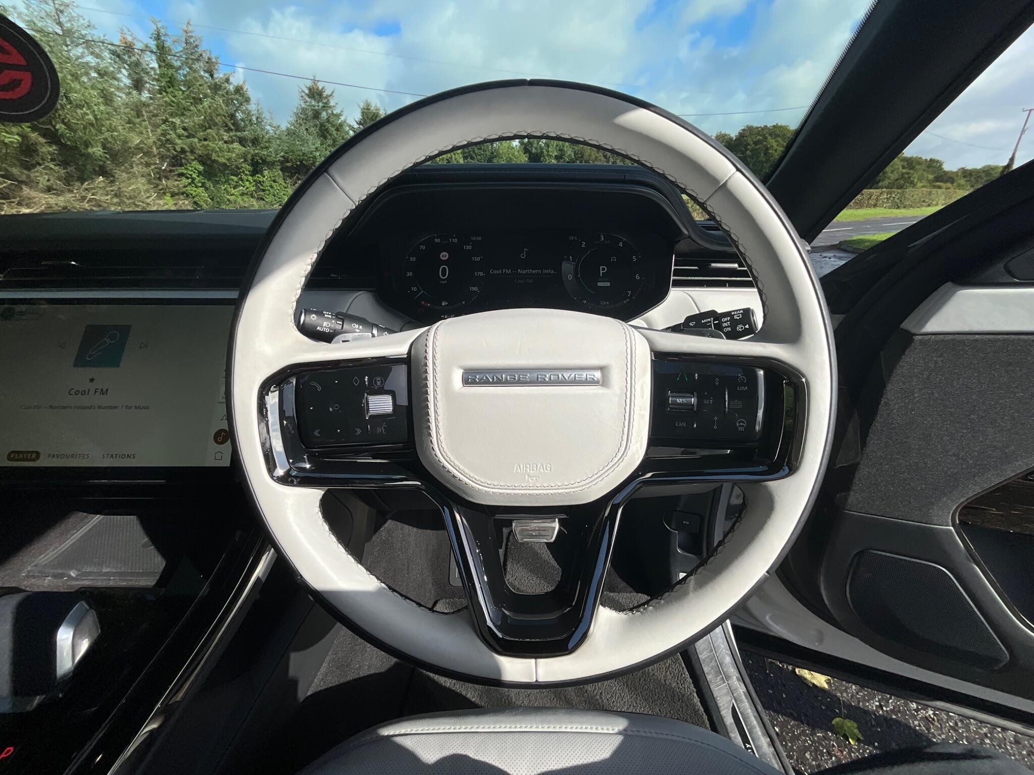 Land Rover Range Rover Sport view 32