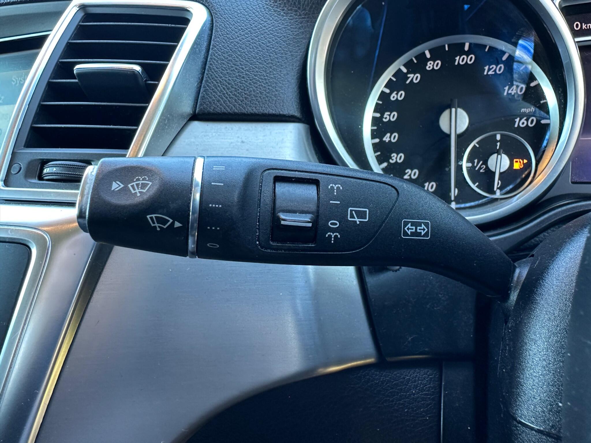 Mercedes-Benz M Class view 16