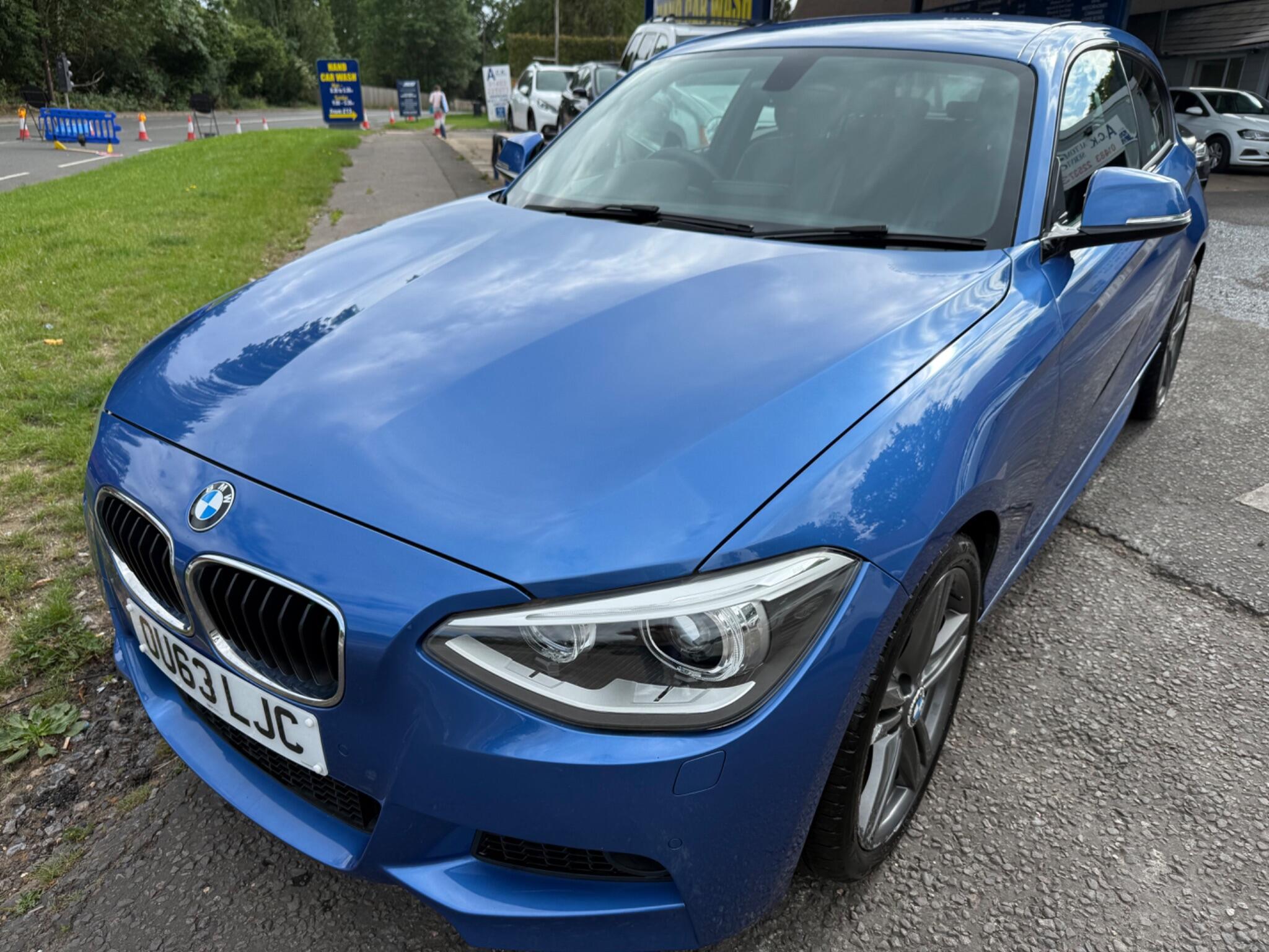 BMW 1 Series view 6