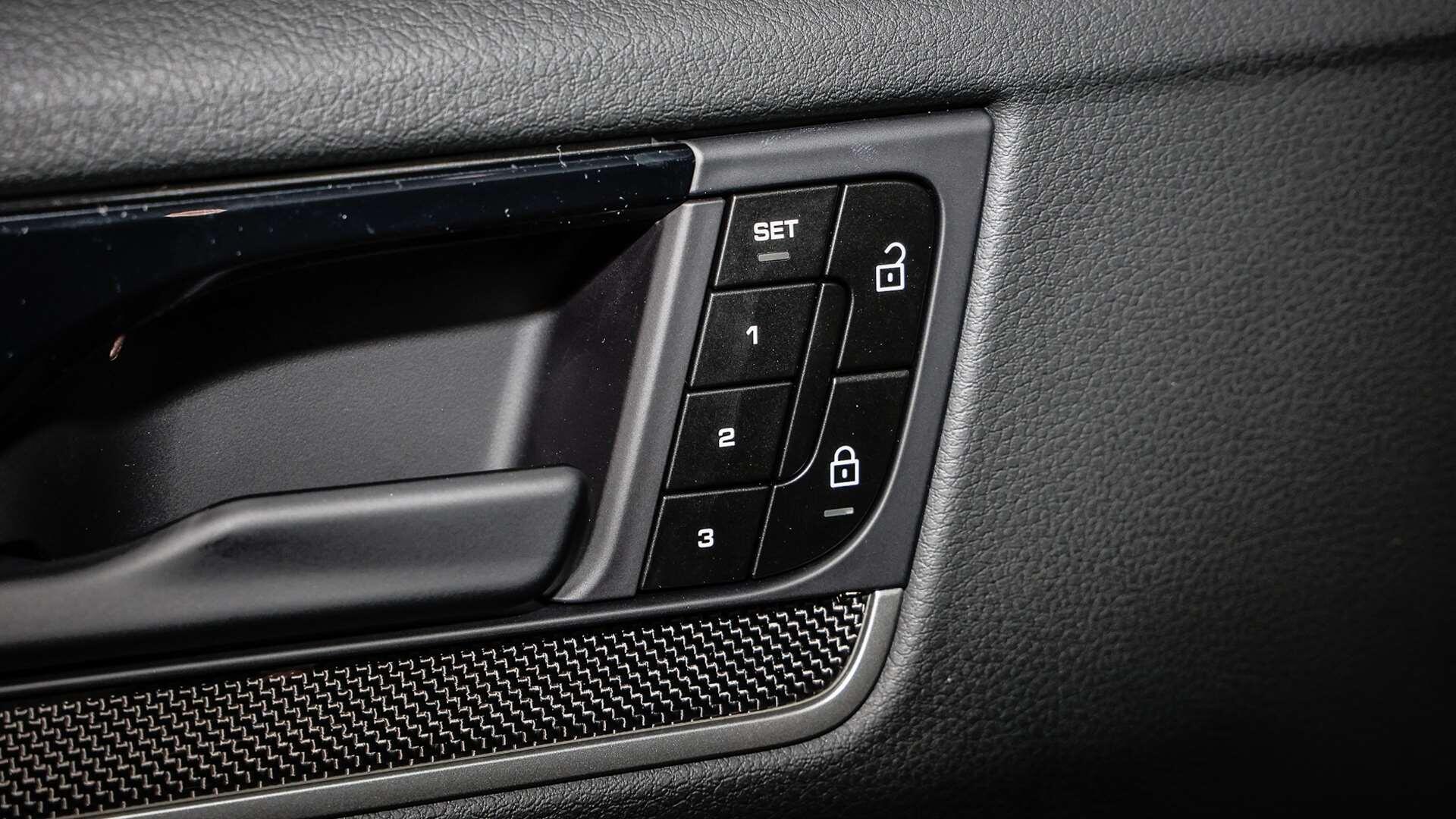 Porsche Cayenne view 22