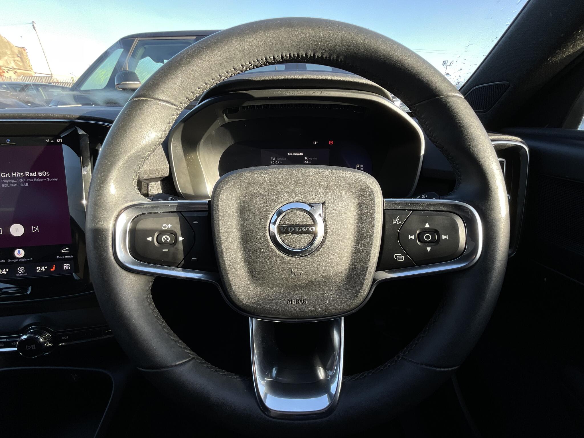 Volvo XC40 view 20