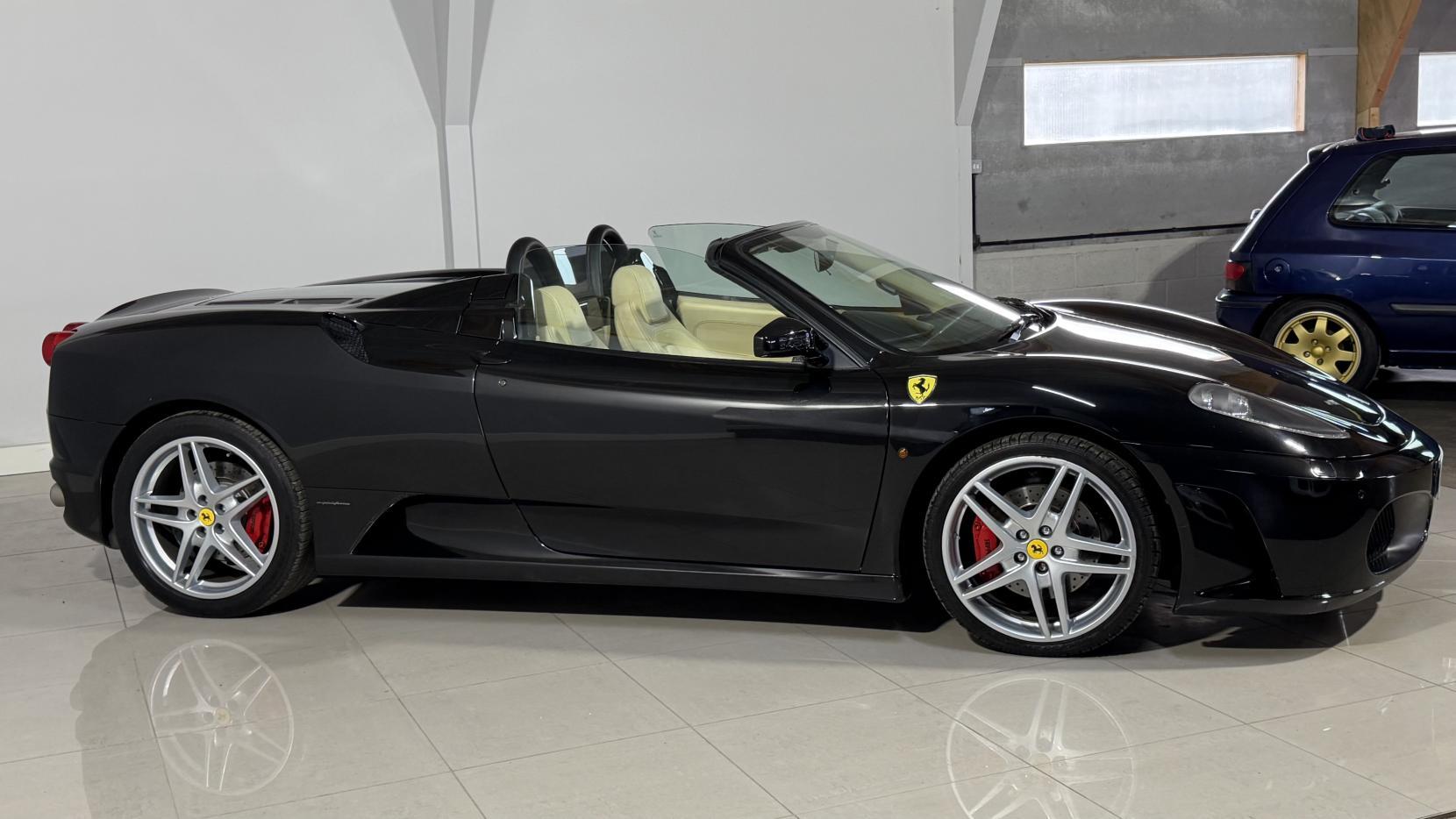 Ferrari F430 view 17