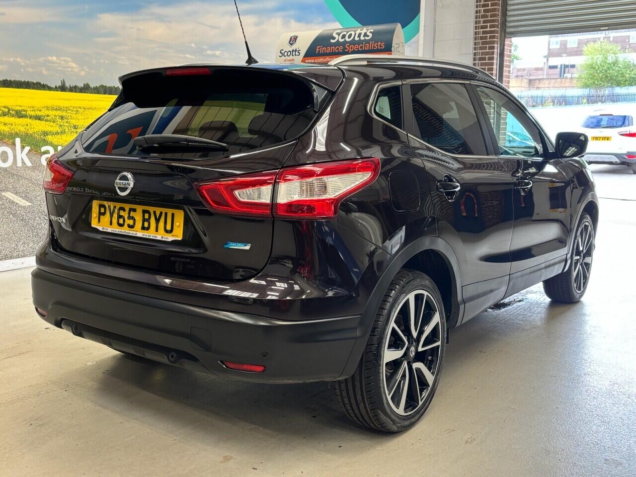 Nissan Qashqai view 5