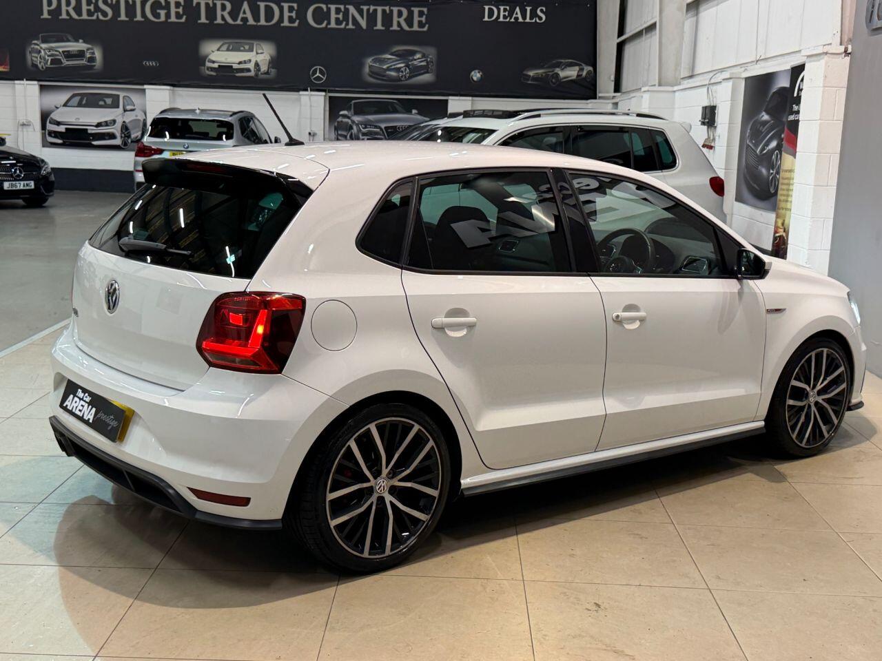 Volkswagen Polo view 5