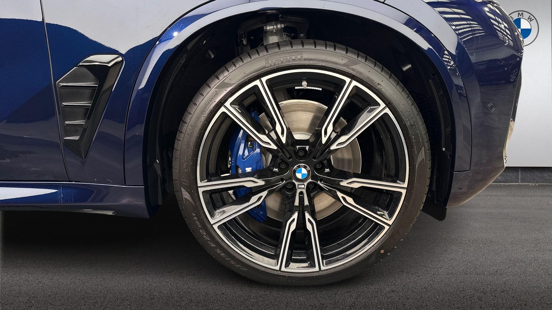 BMW X5 view 14