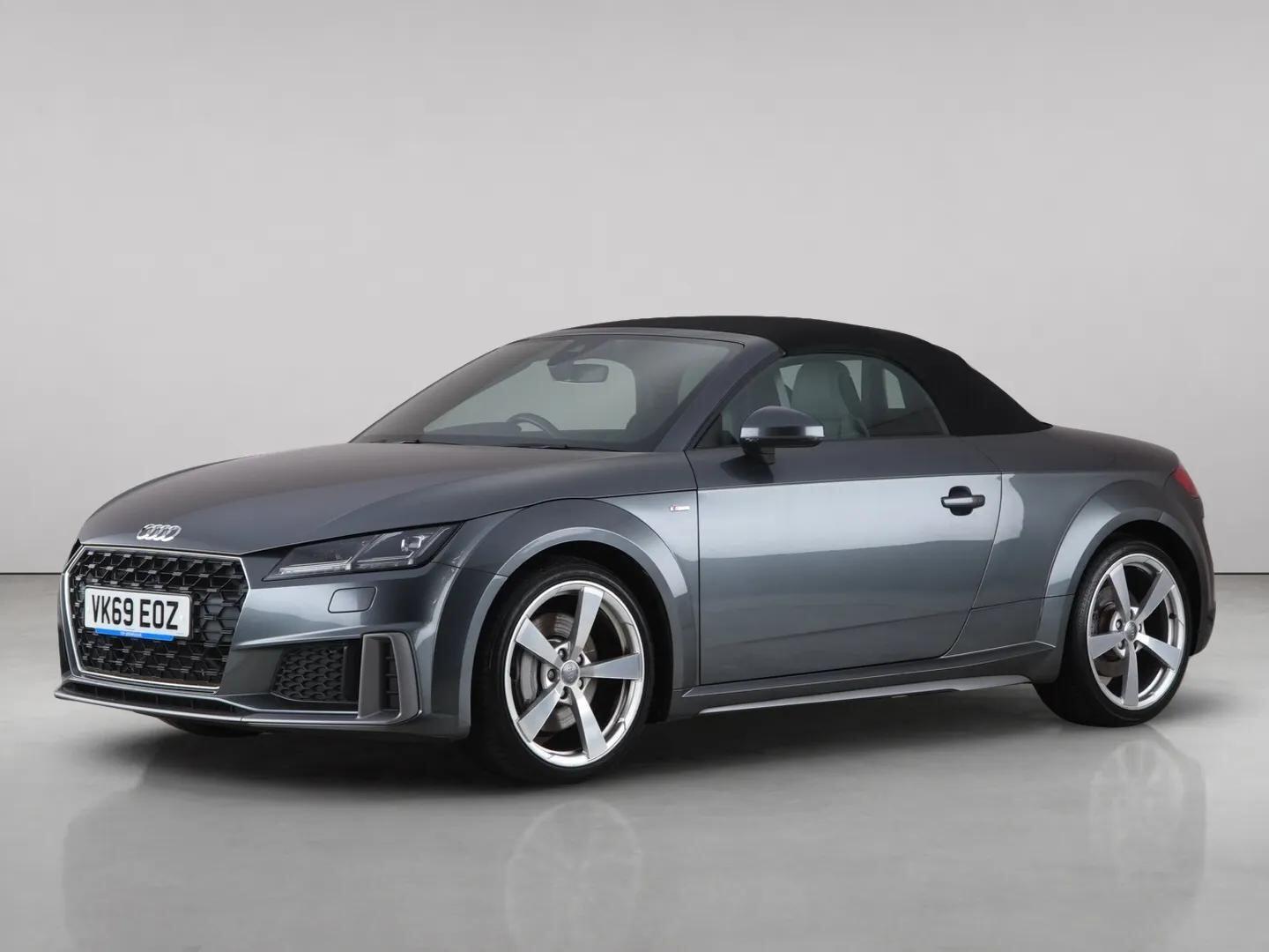 Audi TT view 2